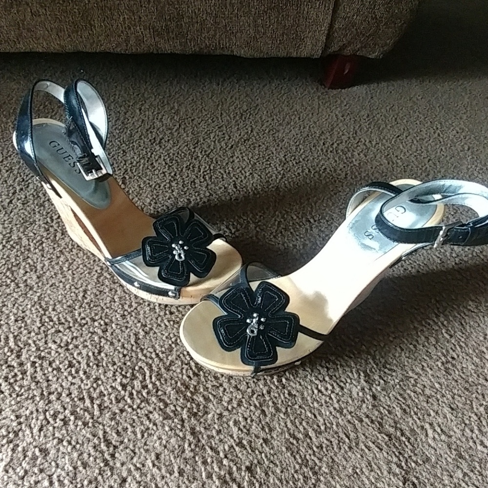 Heels - Picture 4 of 5